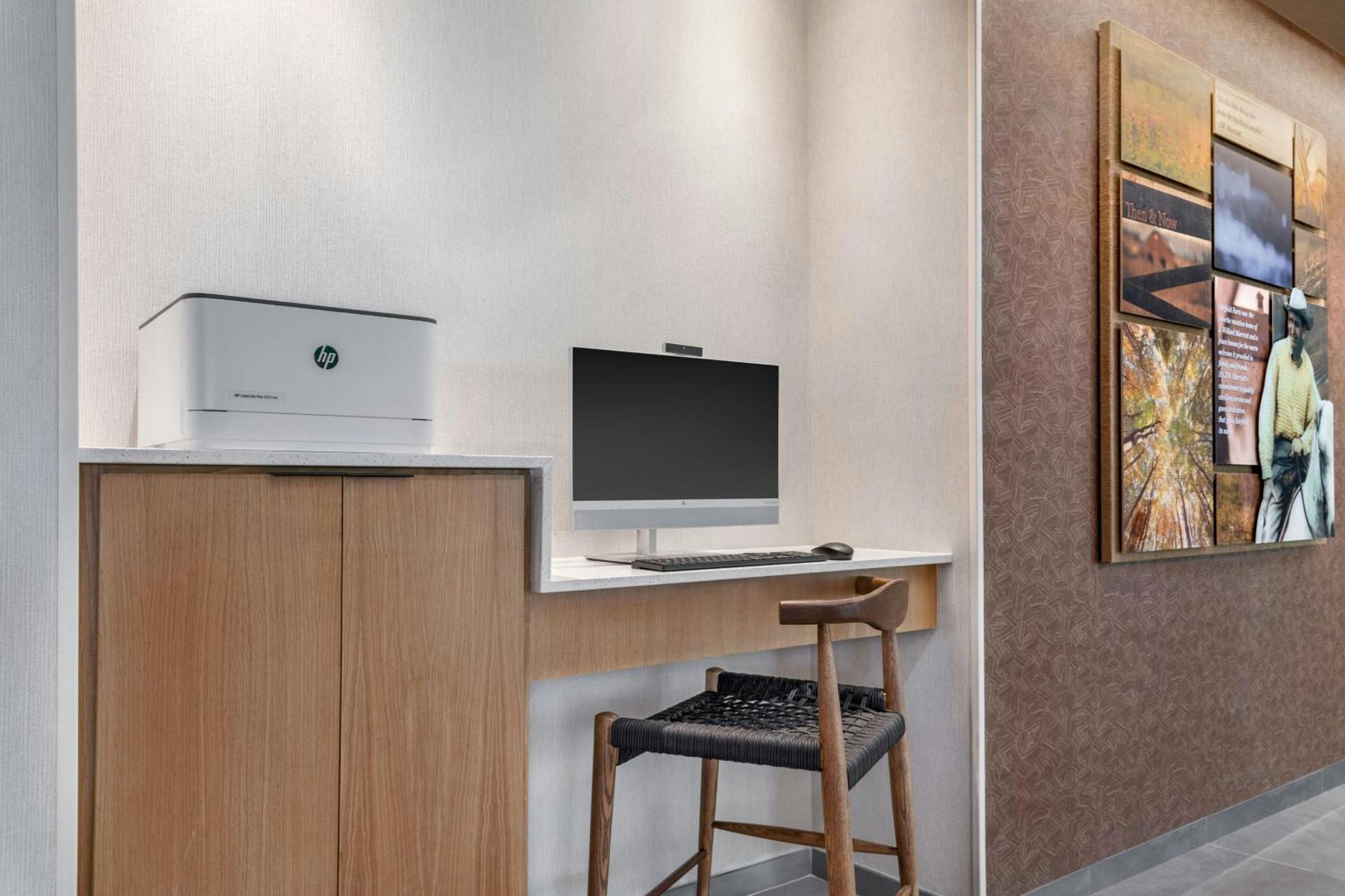 Fairfield By Marriott Inn & Suites Kansas City At The Legends Eksteriør bilde