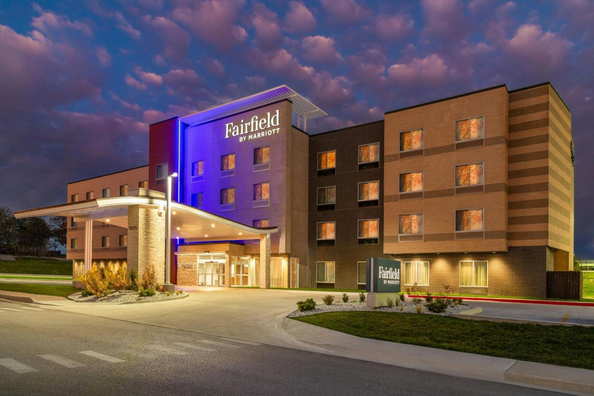 Fairfield By Marriott Inn & Suites Kansas City At The Legends Eksteriør bilde